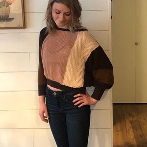 Gimmicks sweater from the buckle size small